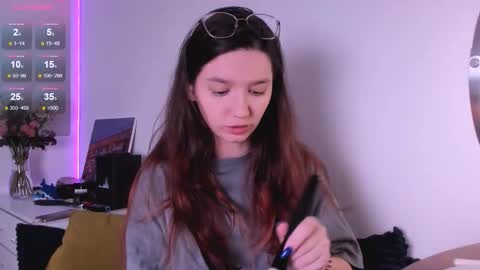 mia online show from 12/23/25, 09:29