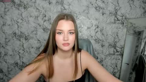 Mia online show from 03/01/26, 05:15