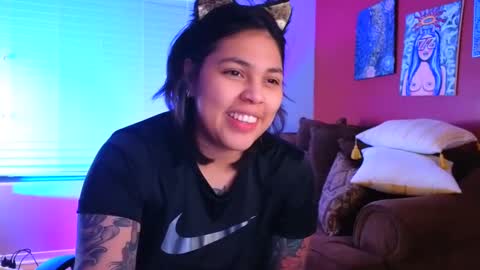 Snapshot of miacanela_xo chatting on 12/04/24, 12:30 Mia online show from 12/04/24, 12:30