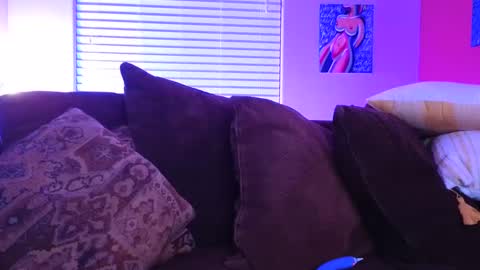 Snapshot of miacanela_xo chatting on 12/05/24, 05:59 Mia online show from 12/05/24, 05:59
