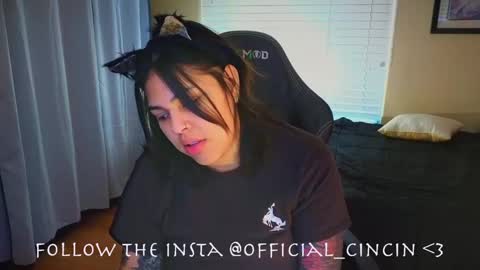 Snapshot of miacanela_xo chatting on 02/16/25, 12:19 Mia online show from 02/16/25, 12:19