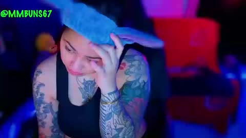 Snapshot of miacanela_xo chatting on 10/16/25, 12:11 Mia online show from 10/16/25, 12:11