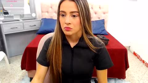 MiaCarper online show from 12/07/24, 12:52