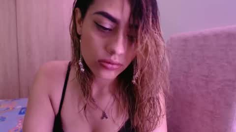 Snapshot of miacollings1 chatting on 05/01/26, 07:40 Miia online show from 05/01/26, 07:40