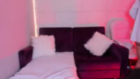 mia online show from 02/05/26, 07:40