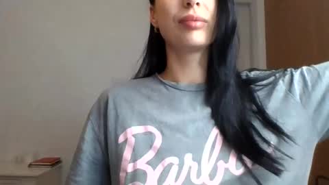Snapshot of miaflame78 chatting on 07/26/26, 09:00 Mia online show from 07/26/26, 09:00
