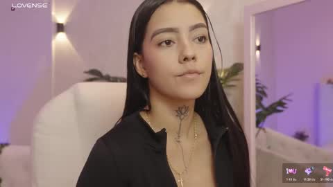 Mia Gomez online show from 02/11/26, 02:00