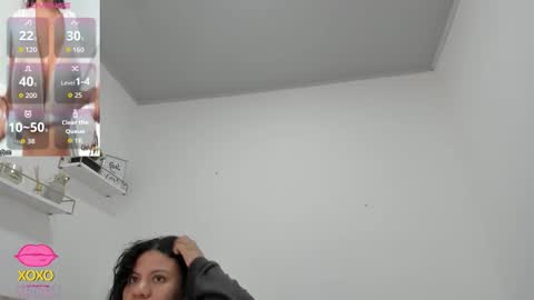 Miah Collins online show from 12/02/25, 11:59