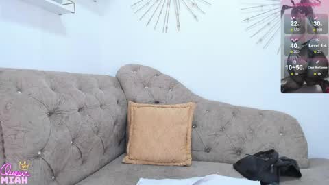 Miah Collins online show from 05/12/26, 05:10