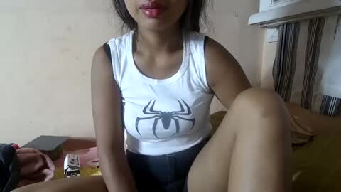 miah_land online show from 02/06/25, 11:54