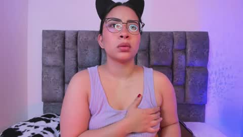 Snapshot of miah_storm chatting on 11/05/25, 01:38 miah new independent model acount online show from 11/05/25, 01:38