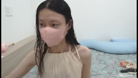 miahchan68 online show from 10/15/25, 09:15