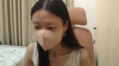 miahchan68 online show from 03/17/26, 11:02