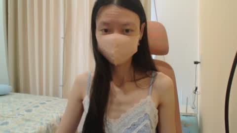 miahchan68 online show from 04/01/26, 01:39