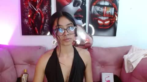 miahotcs online show from 12/20/25, 03:41