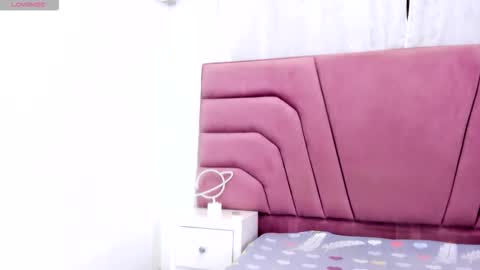 miajhonsonx online show from 10/27/25, 12:42