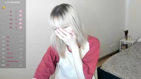 miakimiko online show from 05/21/26, 02:18