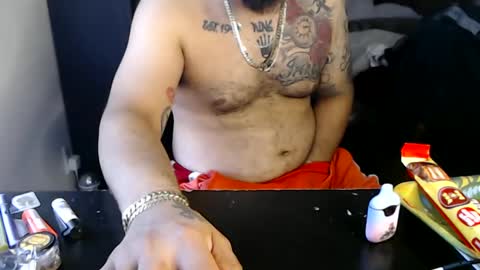 Mark online show from 10/10/25, 07:24