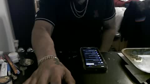 Mark online show from 11/18/25, 02:39