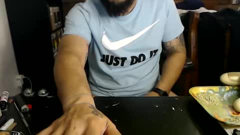 Mark online show from 01/14/26, 04:29