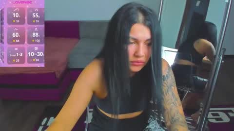 Mia Kittyy online show from 10/24/25, 04:25