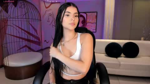 Call me Mia  online show from 01/08/26, 07:16