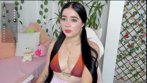 Snapshot of miamaiha chatting on 01/11/25, 08:54 mia 600am-1000am Colombia time online show from 01/11/25, 08:54