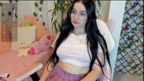 Snapshot of miamaiha chatting on 01/24/25, 02:39 mia 600am-1000am Colombia time online show from 01/24/25, 02:39