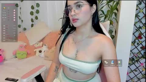 Snapshot of miamaiha chatting on 03/02/25, 02:30 mia 600am-1000am Colombia time online show from 03/02/25, 02:30