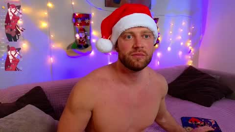 BestMarriedCouple online show from 12/28/24, 07:22