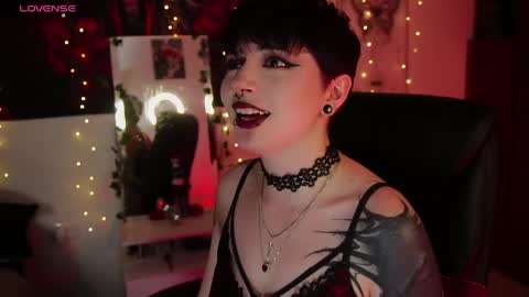 Lili online show from 04/24/26, 02:03