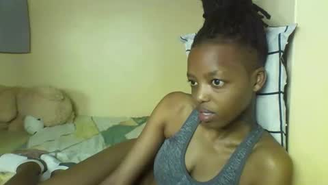 Snapshot of miami_muffin chatting on 01/06/26, 10:45 Muffin online show from 01/06/26, 10:45