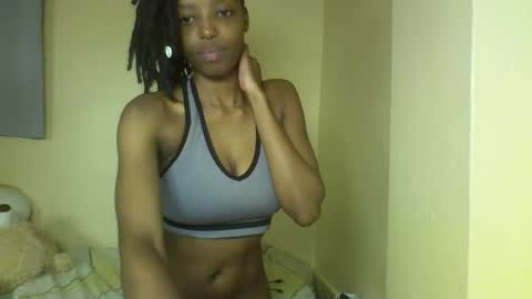 Snapshot of miami_muffin chatting on 01/11/26, 10:26 Muffin online show from 01/11/26, 10:26