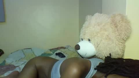 Snapshot of miami_muffin chatting on 01/14/26, 11:09 Muffin online show from 01/14/26, 11:09