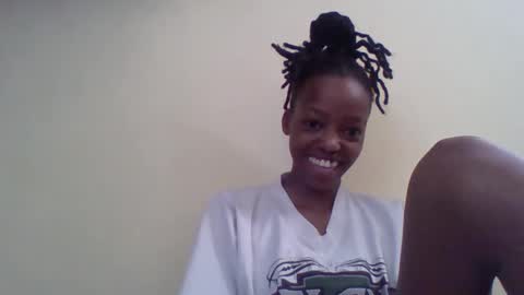 Snapshot of miami_muffin chatting on 02/25/26, 09:19 Muffin online show from 02/25/26, 09:19