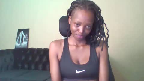 Muffin online show from 04/20/26, 01:58