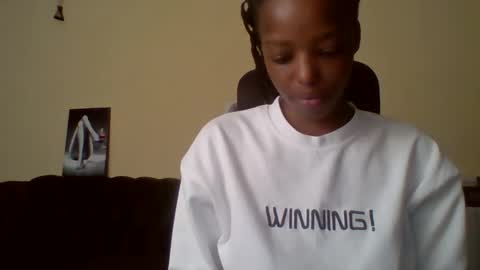 Muffin online show from 05/15/26, 10:44