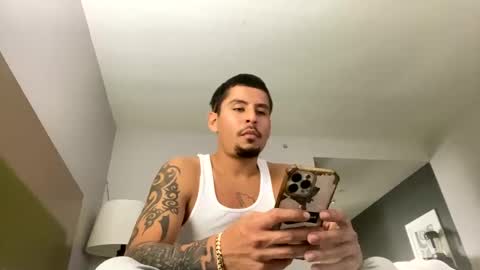 Snapshot of miamiclos1 chatting on 01/09/25, 11:34 miamiclos1 online show from 01/09/25, 11:34