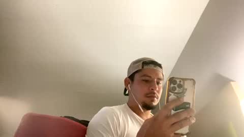 Snapshot of miamiclos1 chatting on 01/26/25, 08:03 miamiclos1 online show from 01/26/25, 08:03