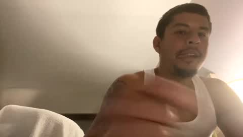 Snapshot of miamiclos1 chatting on 01/28/25, 04:29 miamiclos1 online show from 01/28/25, 04:29