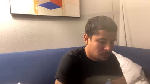 Snapshot of miamiclos1 chatting on 01/31/25, 01:02 miamiclos1 online show from 01/31/25, 01:02