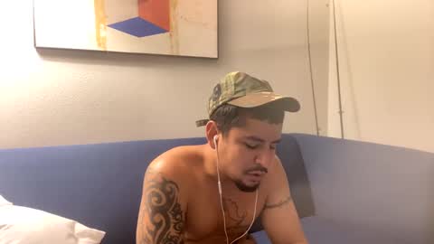 Snapshot of miamiclos1 chatting on 02/03/25, 11:20 miamiclos1 online show from 02/03/25, 11:20