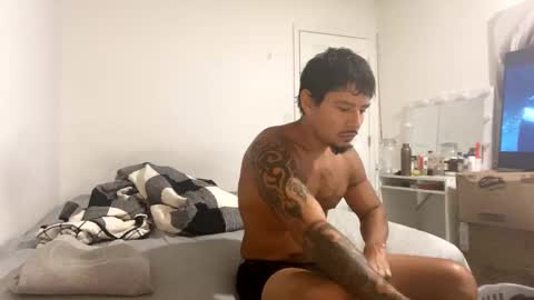 Snapshot of miamiclos1 chatting on 10/30/25, 02:07 miamiclos1 online show from 10/30/25, 02:07