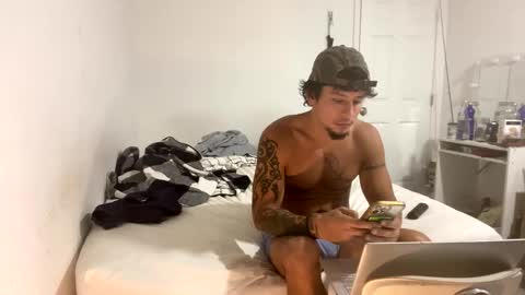 miamiclos1 online show from 02/06/26, 02:05