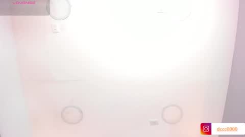 Mia  online show from 12/30/24, 03:24