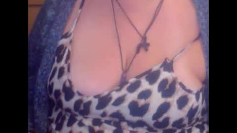 maya online show from 10/09/25, 07:06