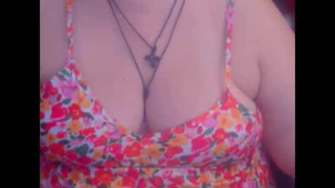 maya online show from 11/09/25, 10:46