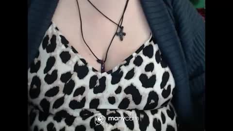 maya online show from 12/14/25, 10:09