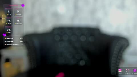 Mia   -5 7001400 Follow  online show from 02/05/25, 03:52