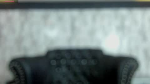 Mia   -5 7001400 Follow  online show from 02/06/25, 03:52